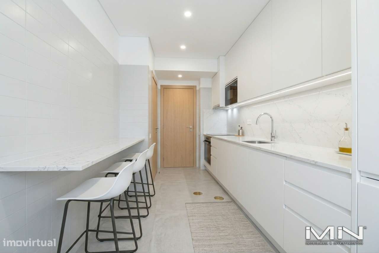 T3 | 2 frentes | Garagem fechada | Lareira | Condomínio com parque inf-32