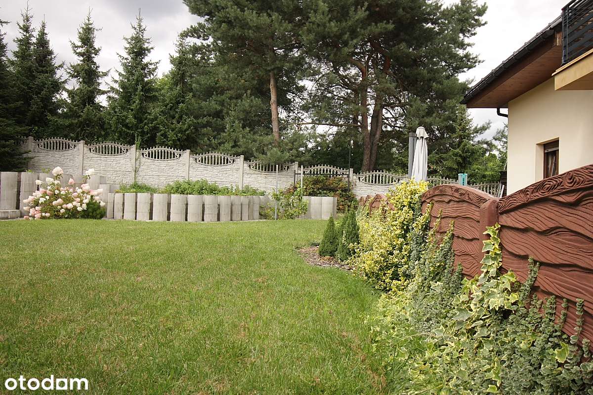 Promnice , nowy dom wolnostojący z pięknym ogrodem , garaż ,-18