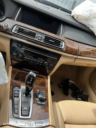 bmw 740xd lci - 3