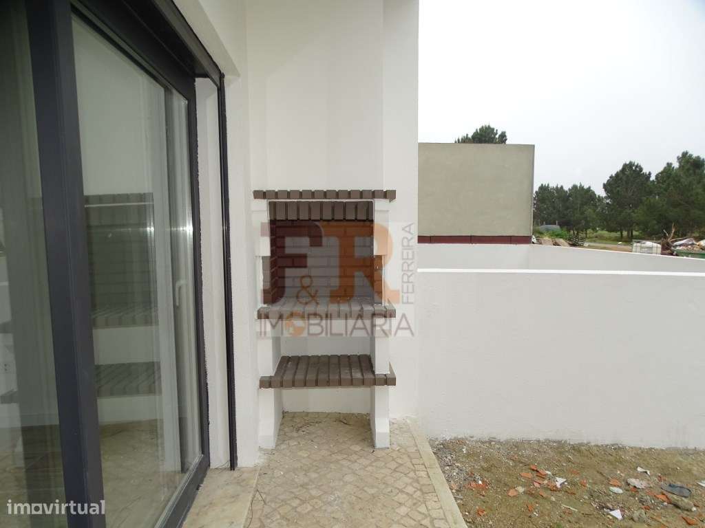 Moradias Geminada DuplexT3 com Pérgola. Pinhal do General. Fernão F...-53