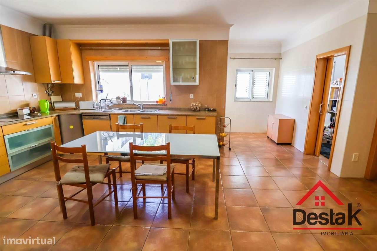 Moradia V4 para venda em Viseu - Grande imagem: 4/34