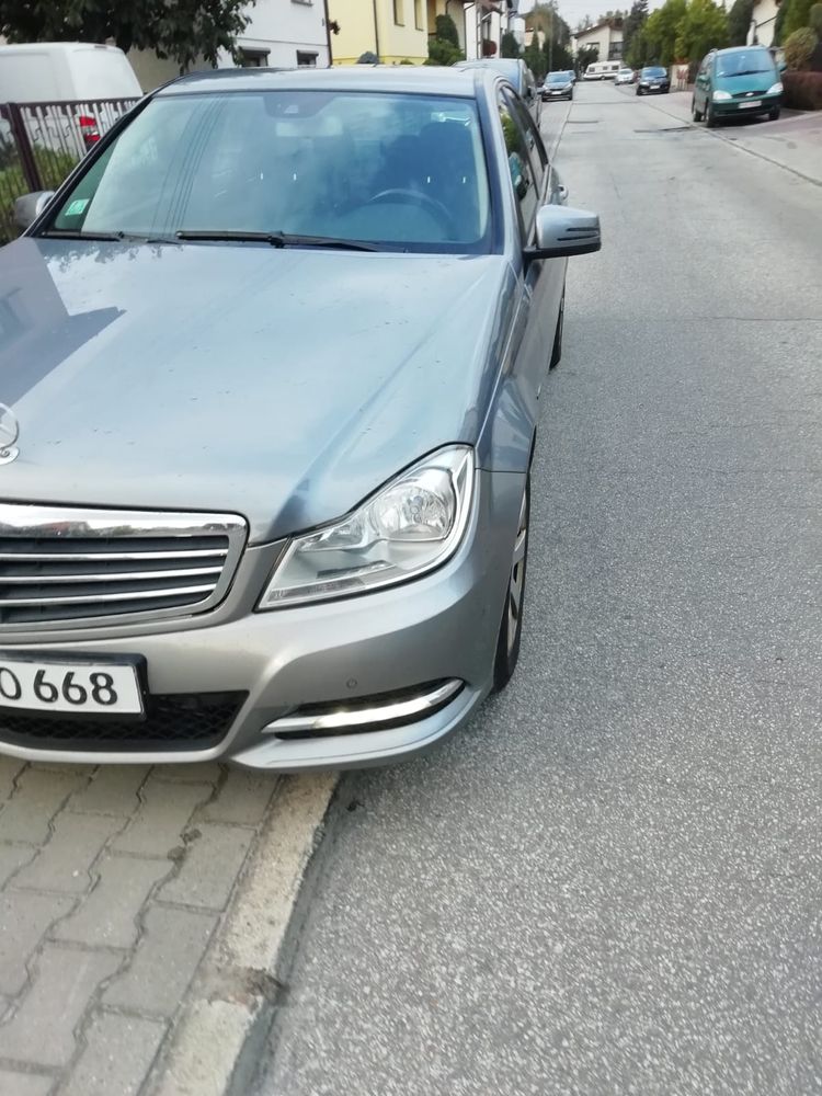 Mercedes-Benz C W204 220 CDI BlueEff Classic 2011