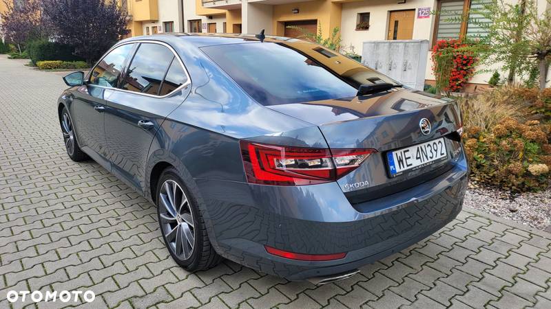 Skoda Superb 2.0 TSI 4x4 L&K DSG - 7