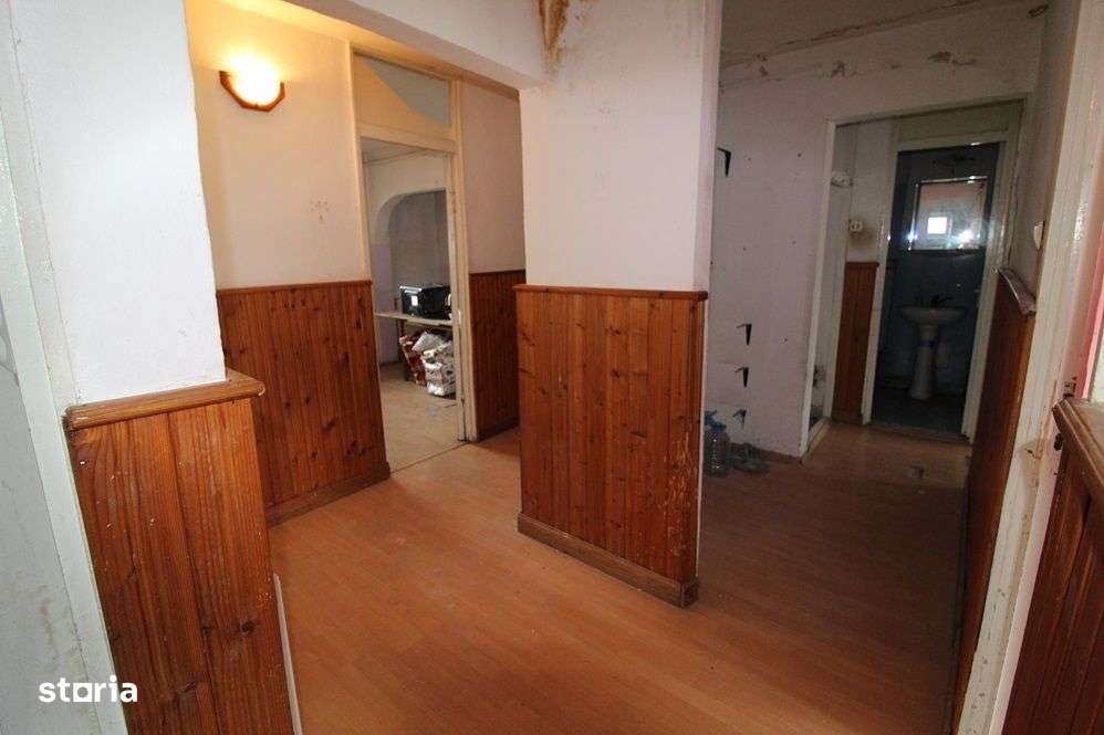 Vând apartament 4 camere în Hunedoara, M5-Rândunicii, 87mp, etaj 4 - Imagine principală: 4/5