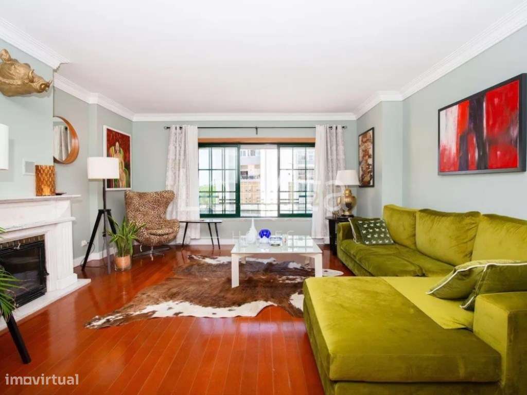 Apartamento T3, com vista desafogada, a poucos minutos a pé do Cent... - Grande imagem: 5/25