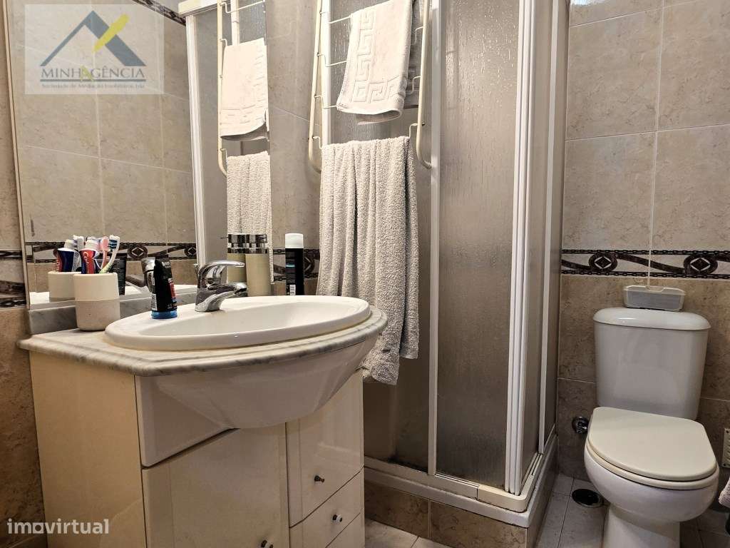 Apartamento T3 com garagem de 45 m2 em Setúbal-29
