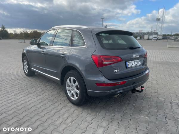 Audi Q5 2.0 TDI quattro S tronic design - 4