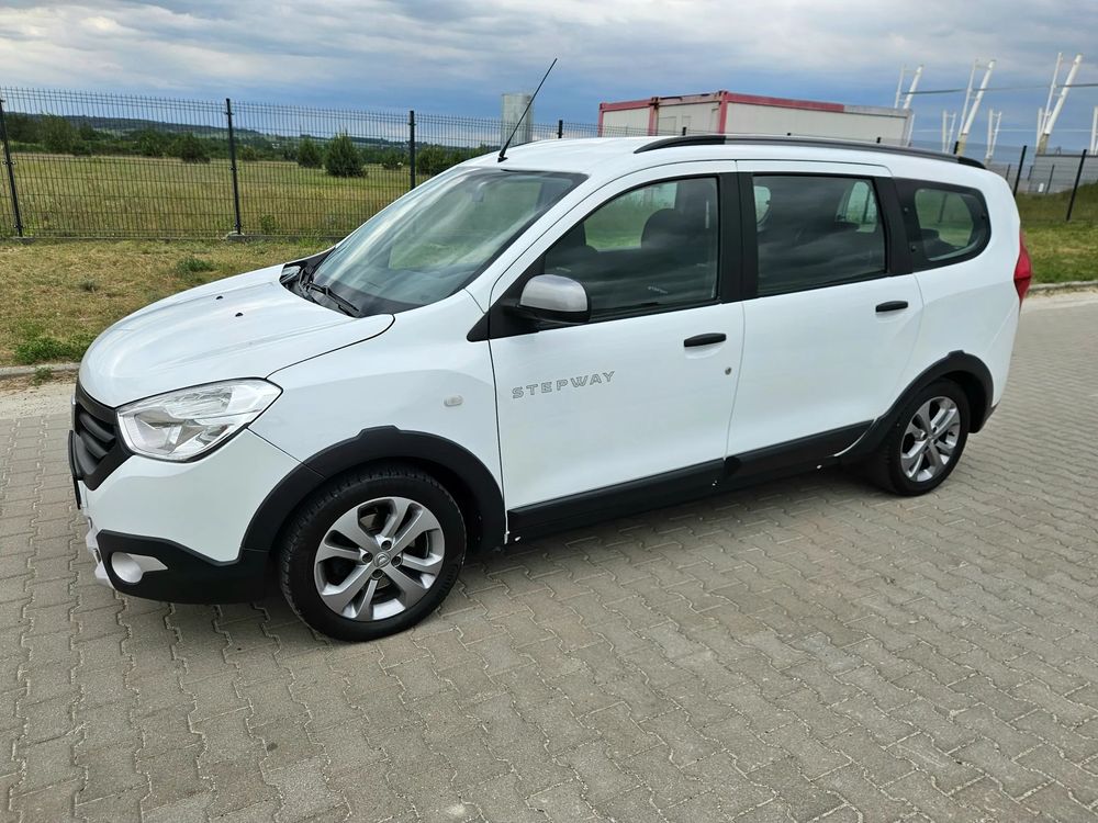 Dacia Lodgy dCi 110 Stepway 2015