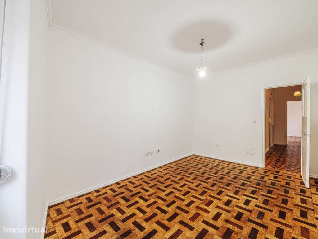 T2+1 Venteira Amadora (Á Segurança Social)-4