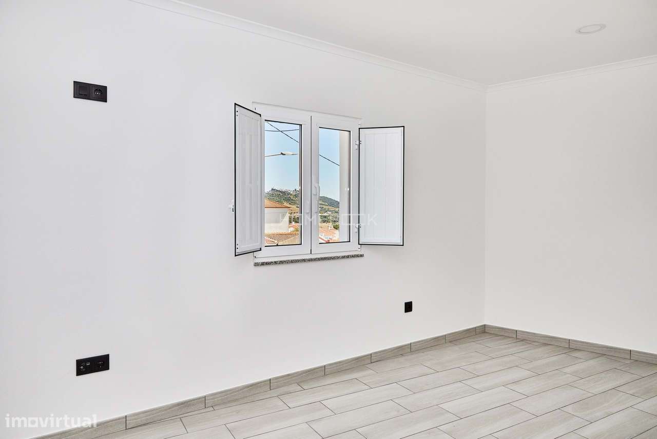 Apartamento T2 Novo a Estrear com Terraço Panorâmico | Outeiro, Monsar-15