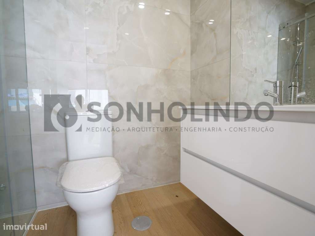 Apartamento T2 remodelado no centro de Gueifães.-19