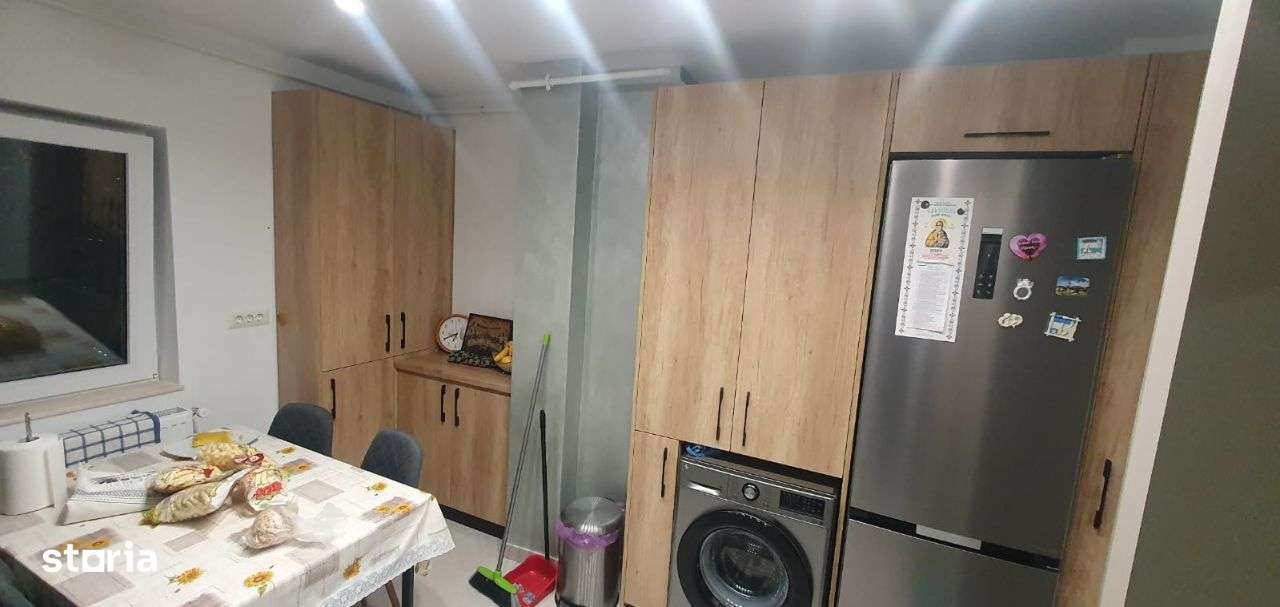 Vand Apartament 3 camere Bistrita Lac etajul 1-5