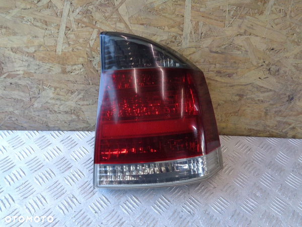 LAMPA PRAWA TYŁ TYLNA OPEL VECTRA C 02- SEDAN EUROPA - 1