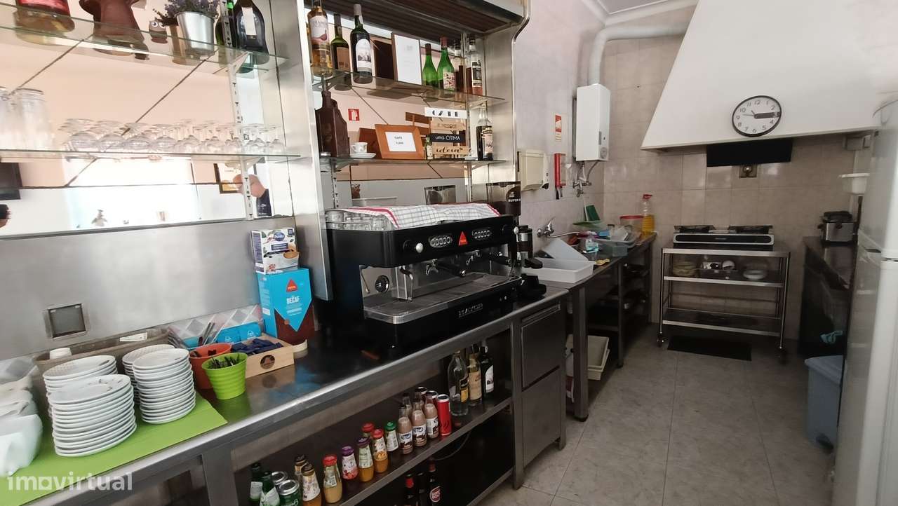Prédio com 2 pisos | Centro do Montijo | Afetação Mista-6
