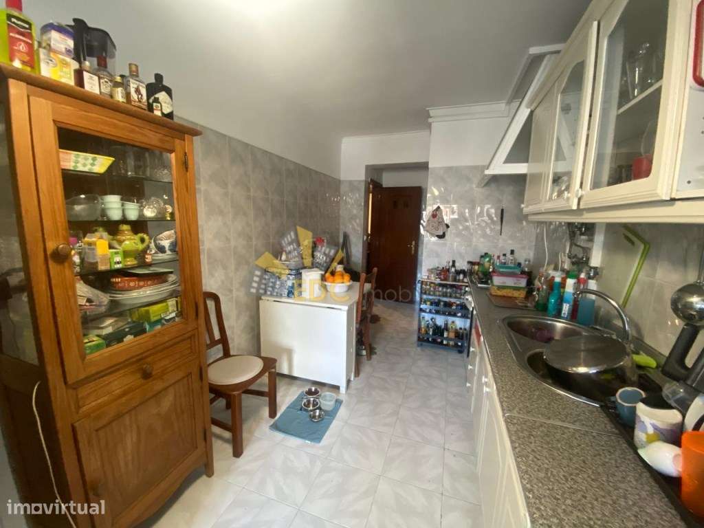 Apartamento T2 no Cacém, com possibilidade ser transformado em dúpl...-10
