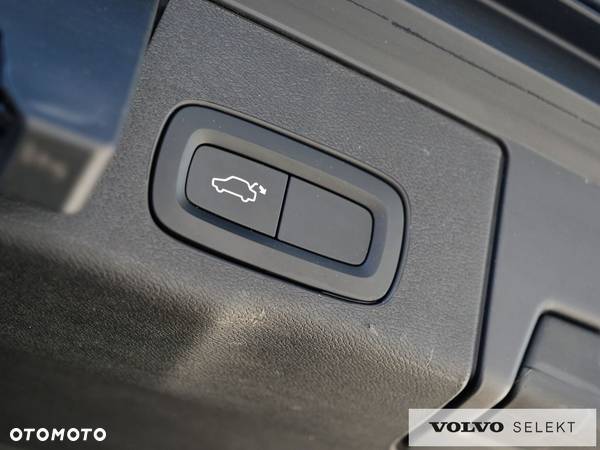 Volvo XC 60 - 41