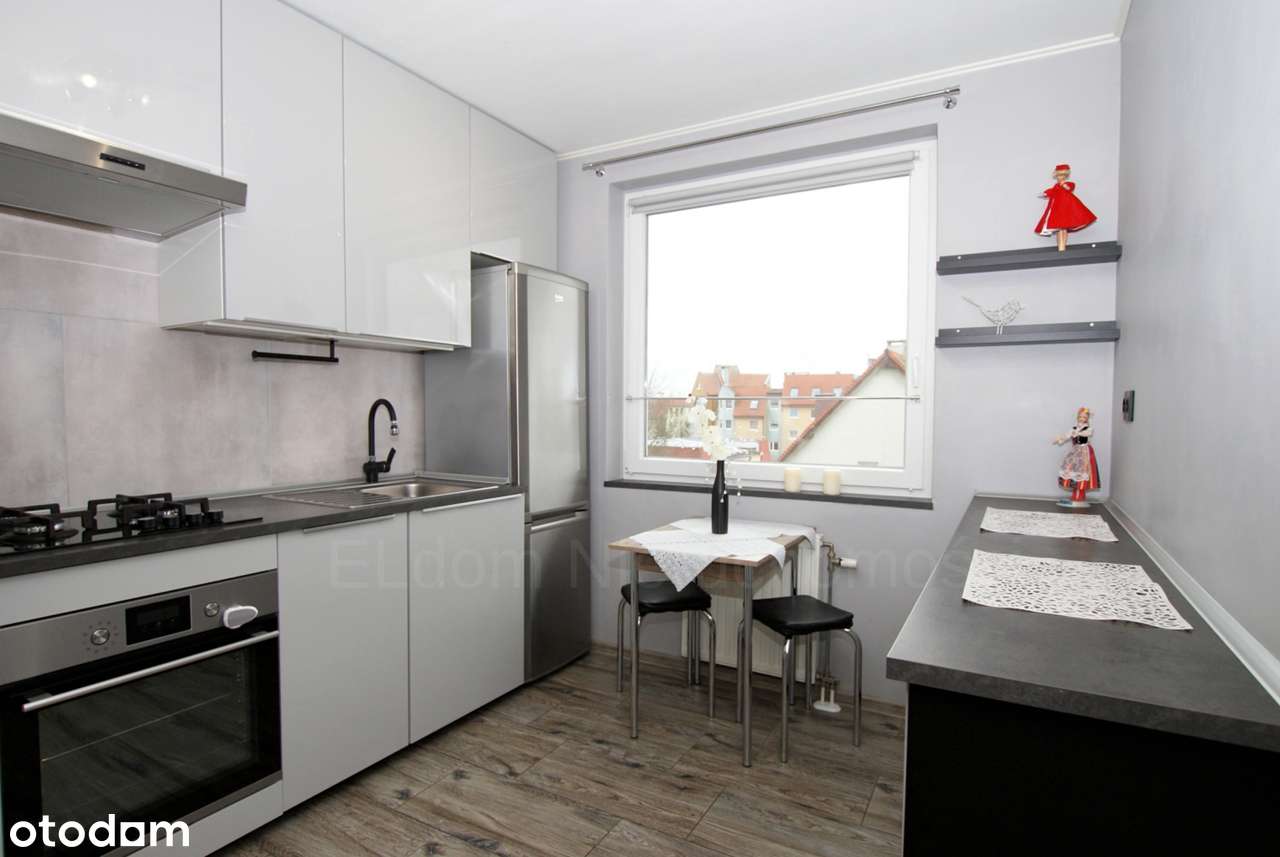 Mieszkanie ul. Balzaka Oporów , komórka REZERWACJA !!!!-10