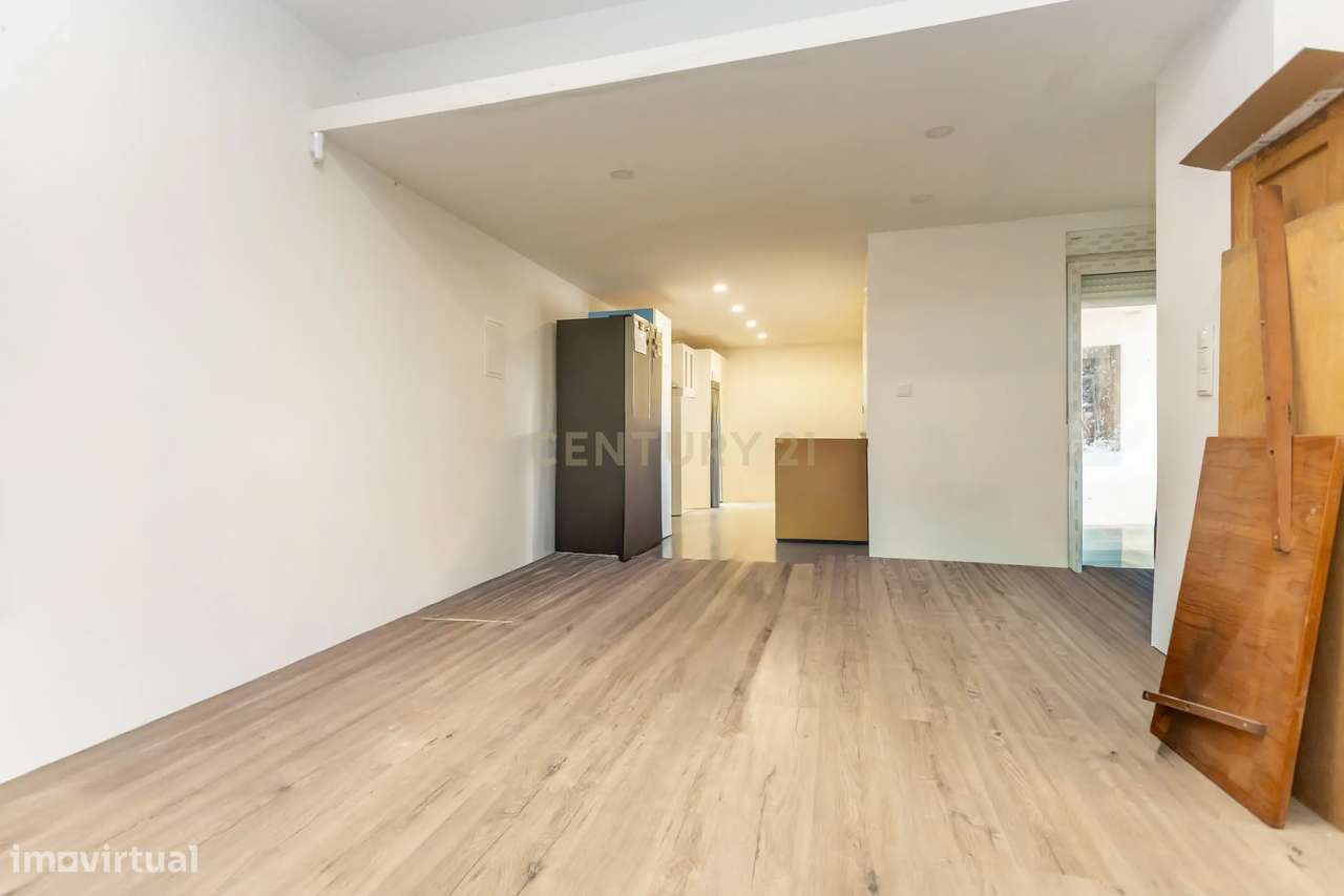 Espaçosa Moradia em Alpiarça, a 45 minutos de Lisboa... - Grande imagem: 4/48