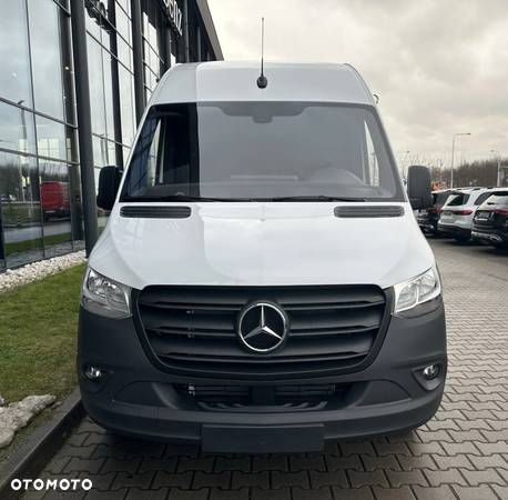 Mercedes-Benz Sprinter - 3