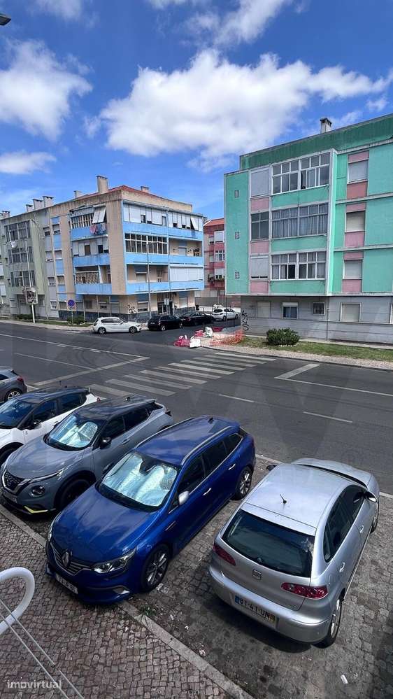T1 REMODELADO, NAS PATAMEIRAS- ODIVELAS- EXCELENTE  PARA HABITAÇÃO PRÓ-1