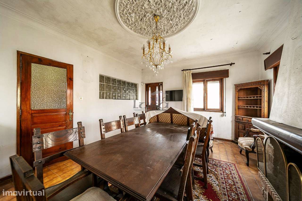 Moradia de 4 Frentes com Terreno  Arcos do Sardão | Oliveira do Douro - Grande imagem: 4/26