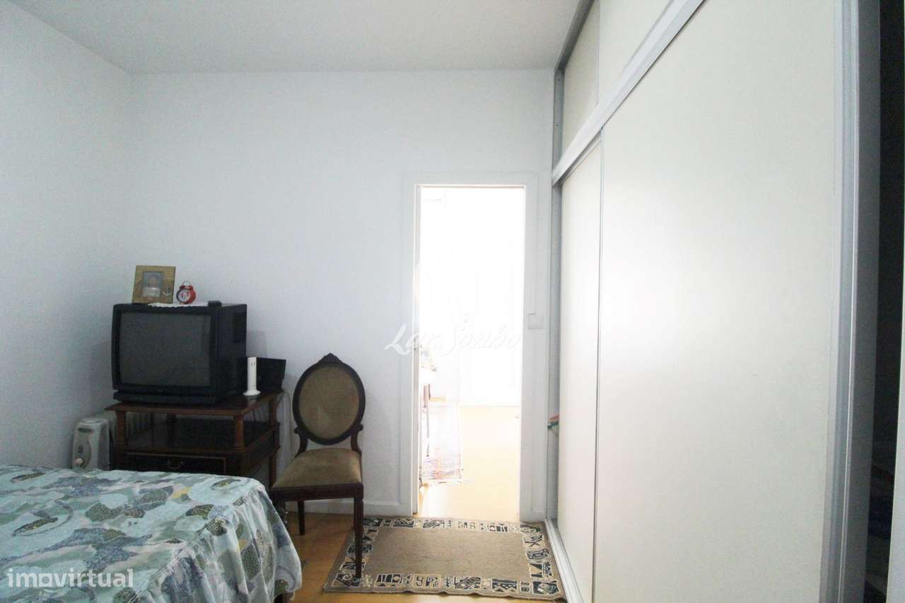 Andar Moradia T1 em Valbom, próximo a Gramido-15