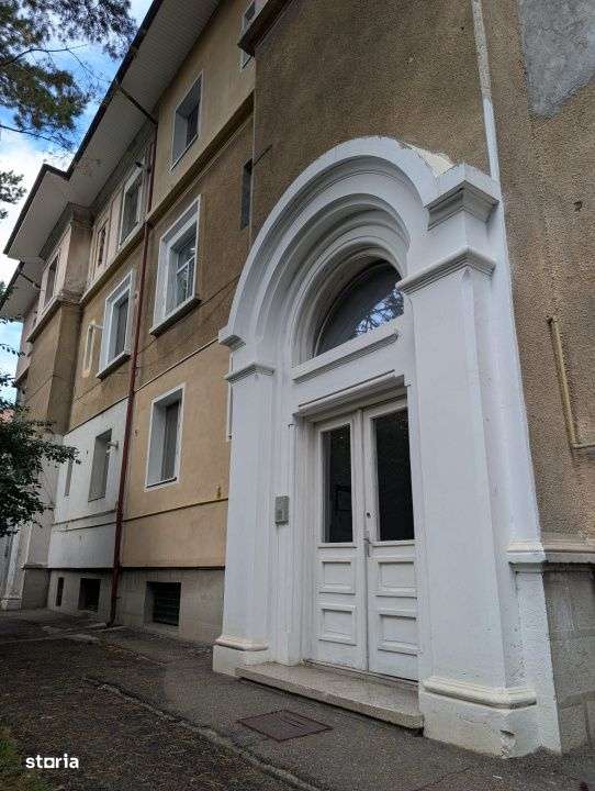 Aviatori-bloc tip vila- 2 camere- renovat recent- boxa pe acte si pod-6