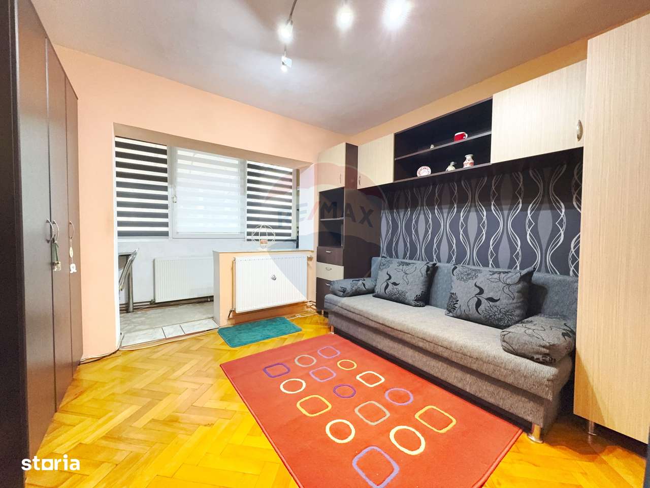 Apartament cu 3 camere, decomandat, pe strada Orșova - confort, eficie - Imagine principală: 5/11