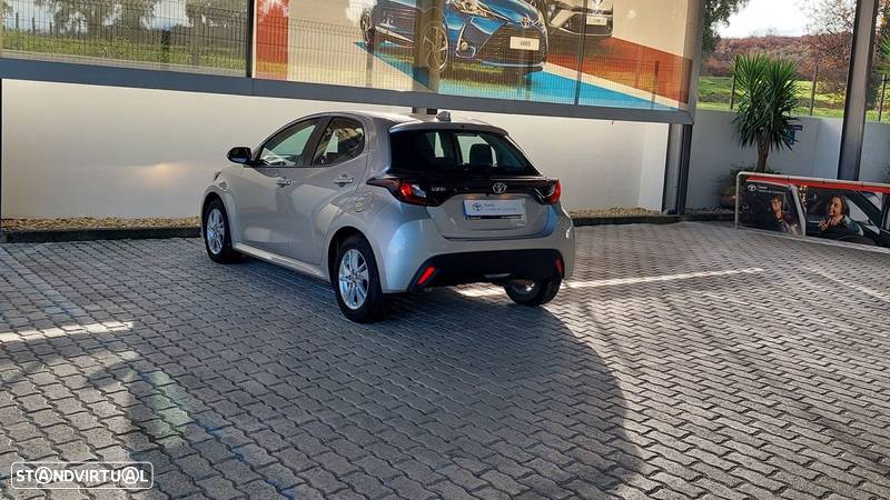 Toyota Yaris 1.0 VVT-i Comfort Plus - 2