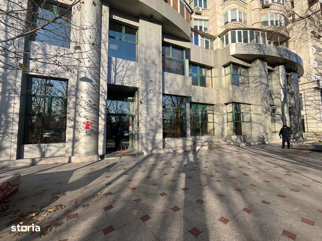 De inchiriat spatiu comercial cu ISU in zona Unirii. Pretabil clinica - Imagine principală: 1/7