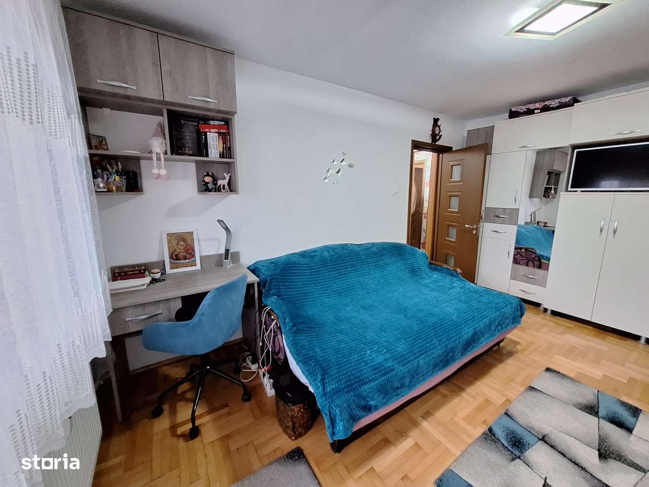 Apartament 2 camere semidecomandate etaj 2 ,URA-3