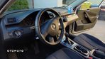 Volkswagen Passat 2.0 TDI 4Mot Trendline - 9