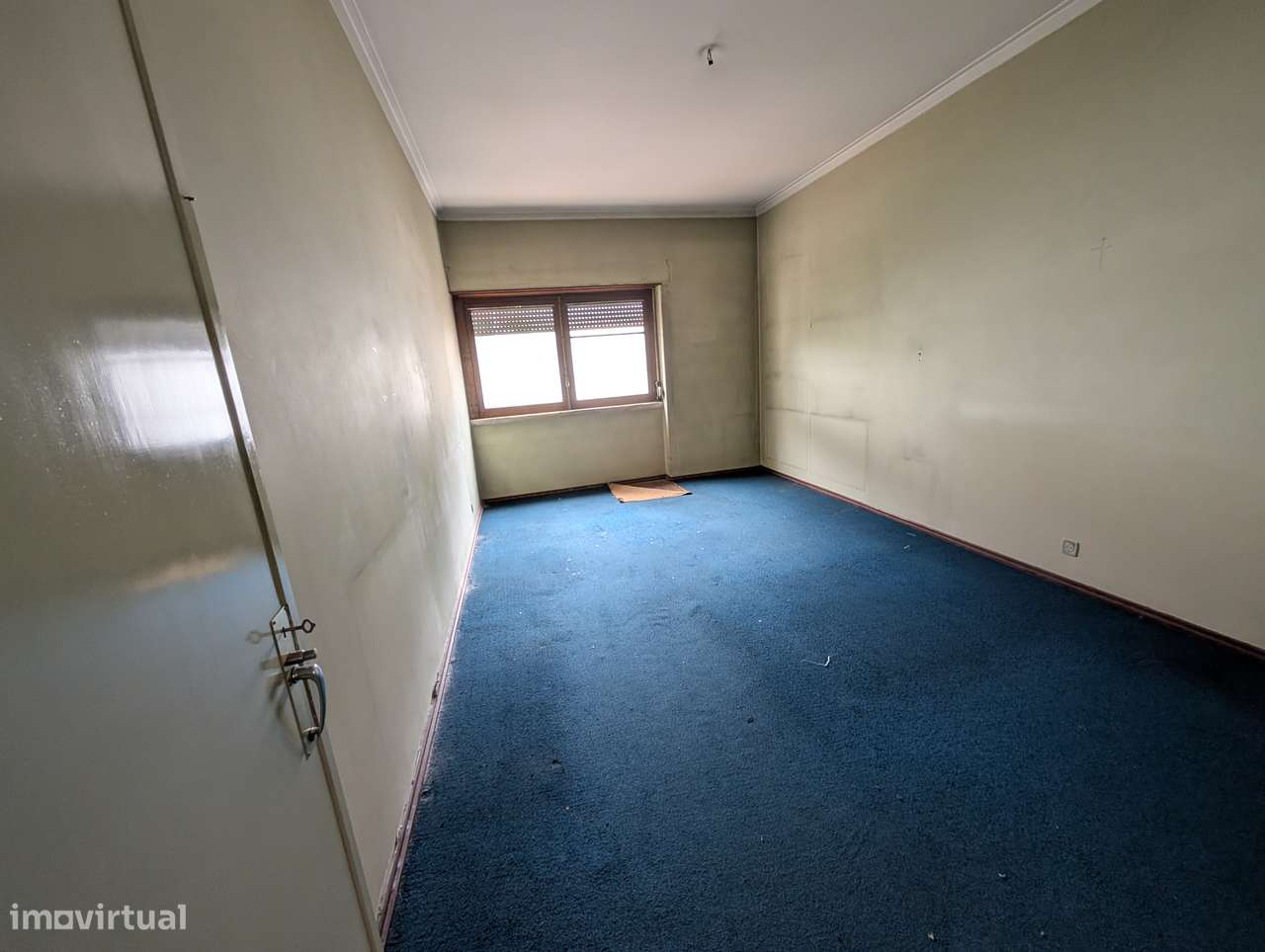 T3 Rua Lusiadas Para Remodelar-10