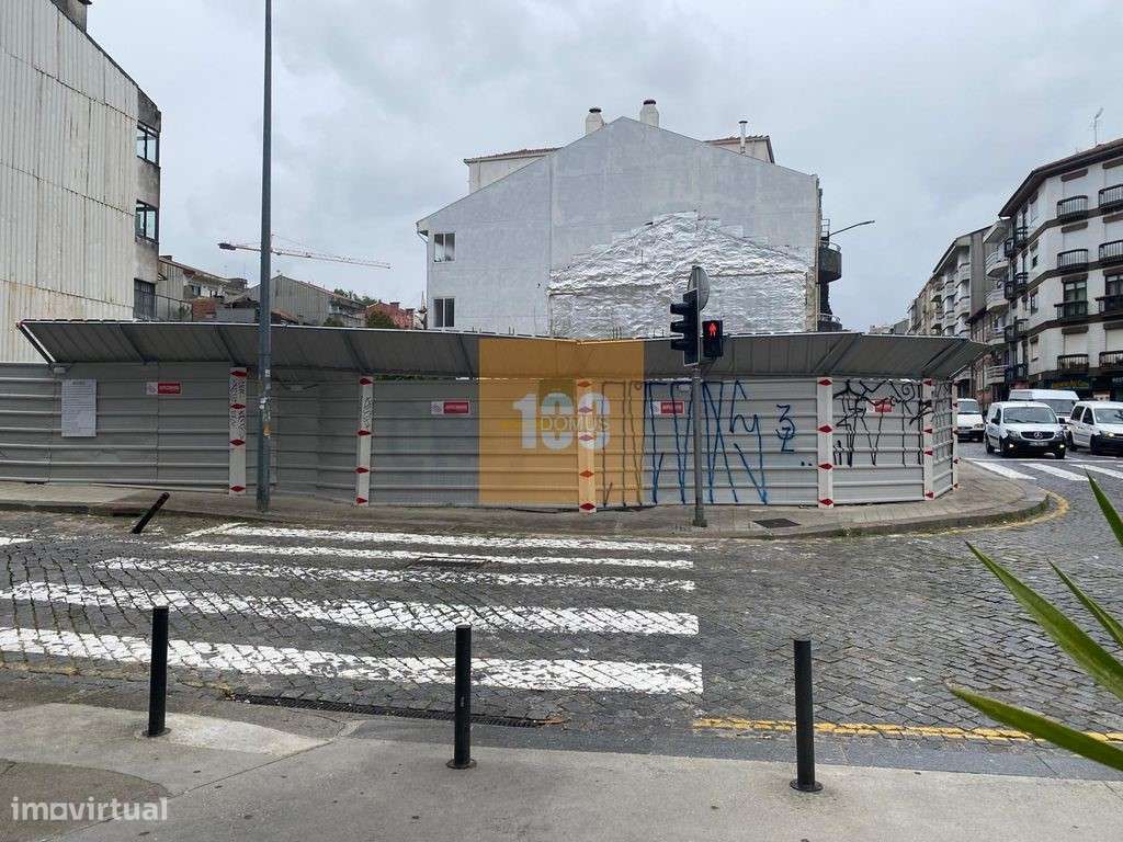 T2 novo com varanda - Baixa do Porto-9