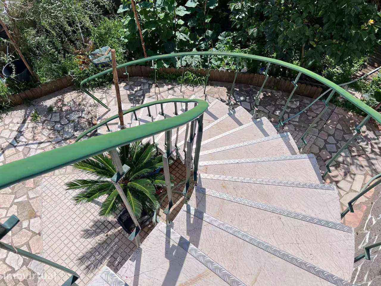 Propriedade remodelada V5 com terrenos anexos!-7