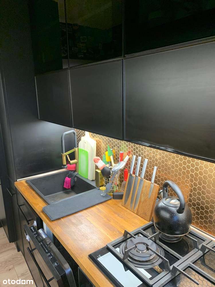 Trzypokojowe mieszkanie z klimatyzacją - Lubin, ul. Fredry-8