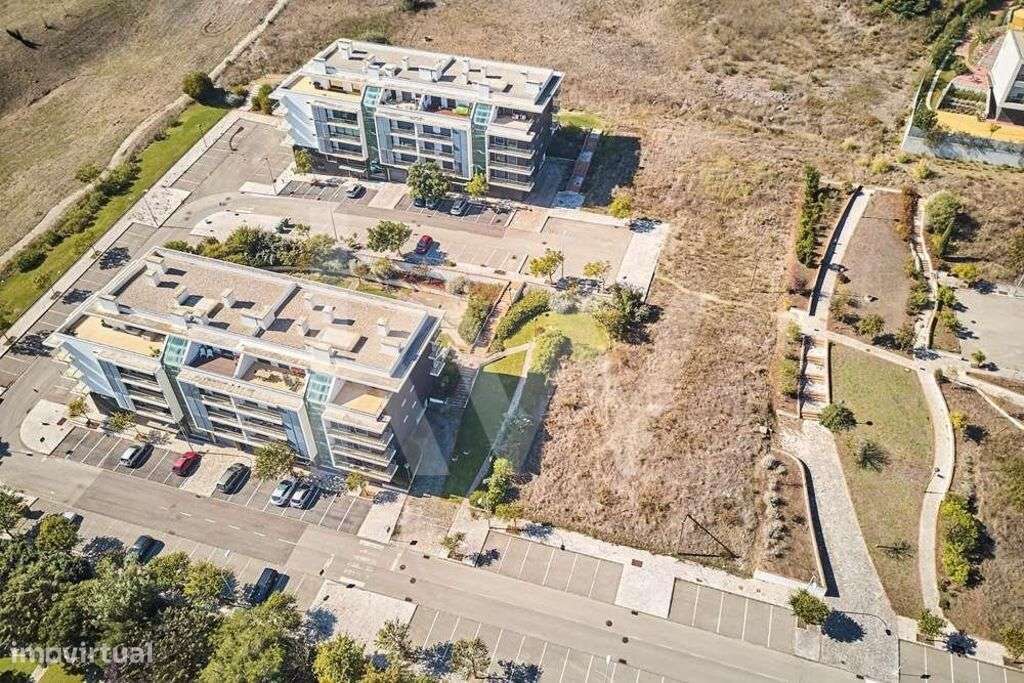 Lote de Terreno com 1365 m2 e ABC de 528 m2 no Oeiras Golf  Residence - Grande imagem: 5/7