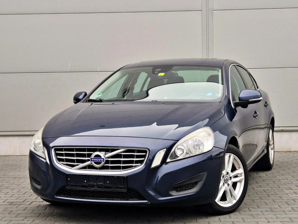 Volvo S60 II D4 Edition 2012