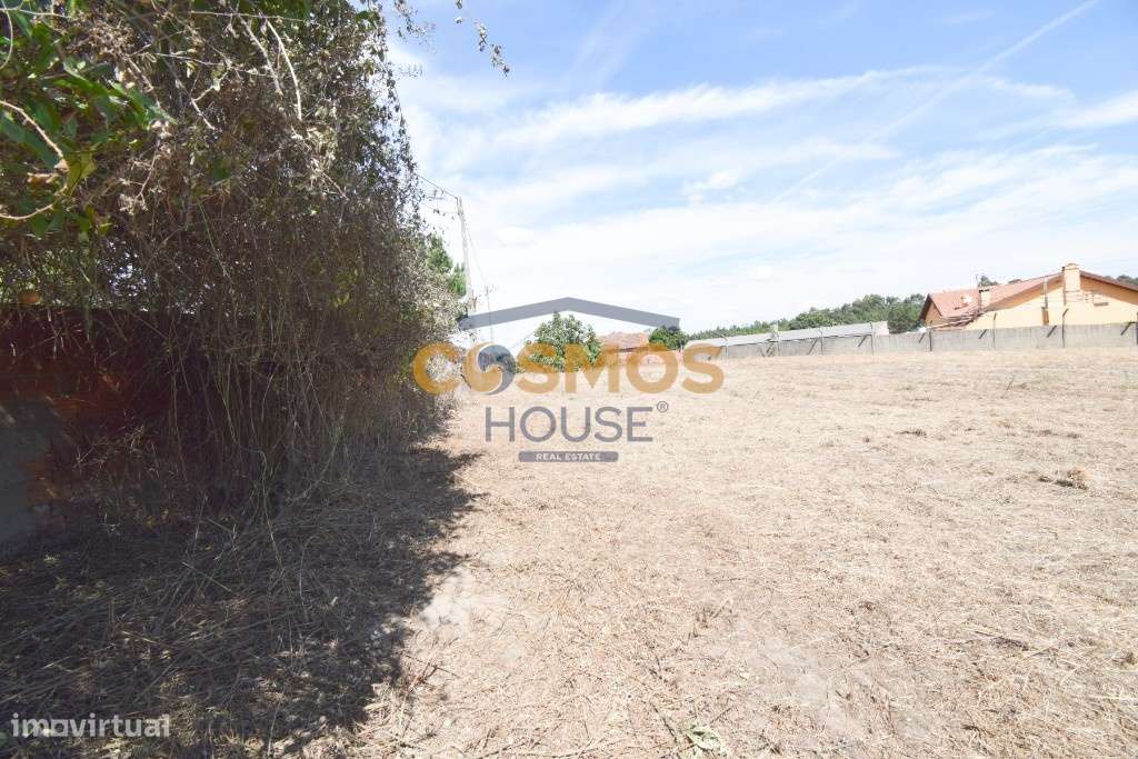 Terreno Urbano 2880m2, plano e c/ exposição solar. - Grande imagem: 4/12