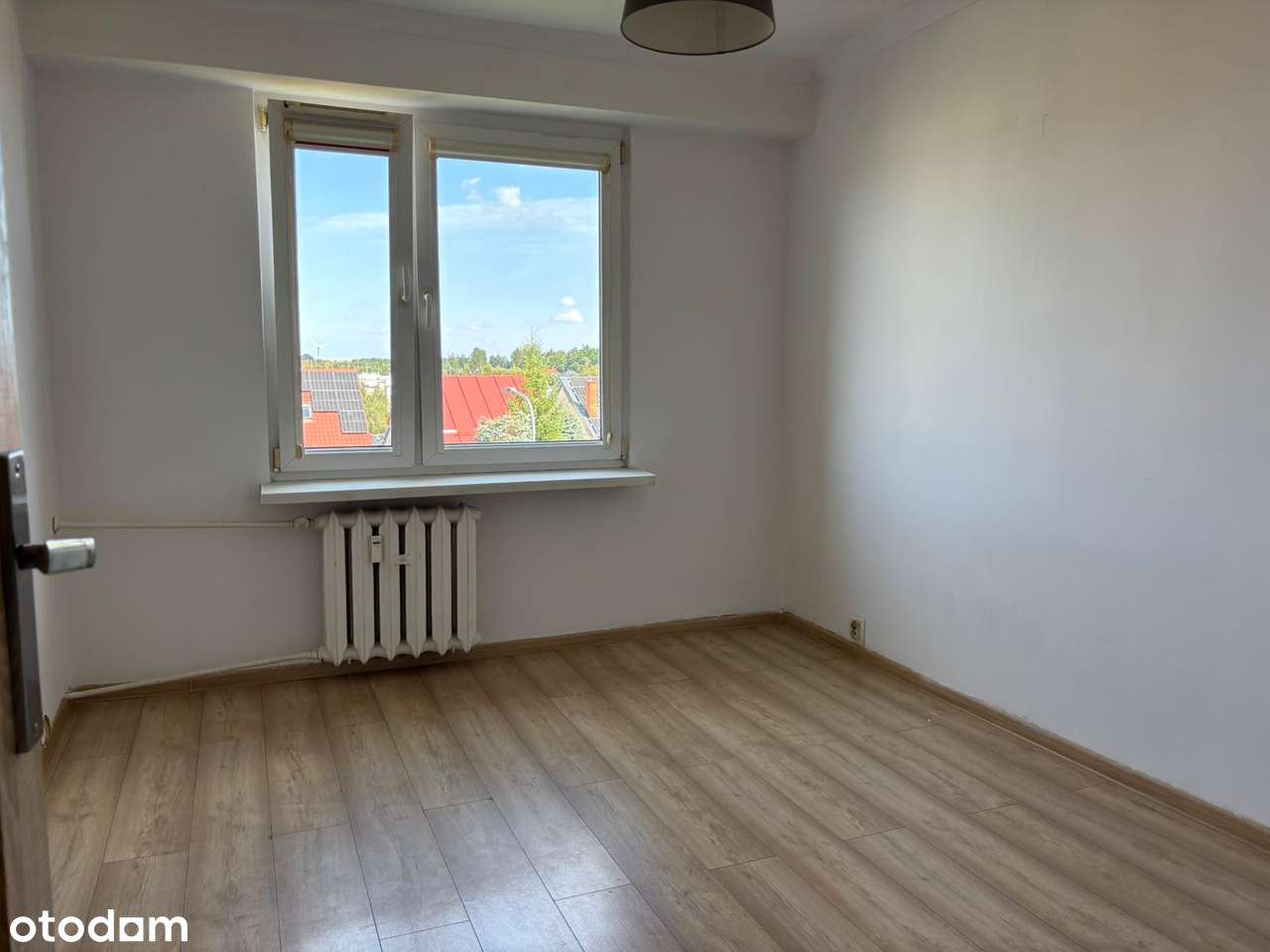 3 pok . balkon oddzielna widna kuchnia dobra lokalizacja-14