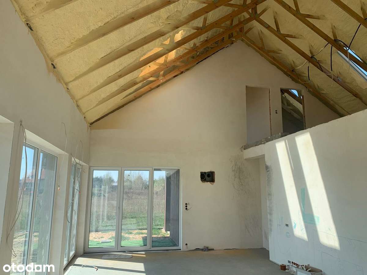 Nowoczesny dom z dużym salonem - Pełny obrazek: 4/19