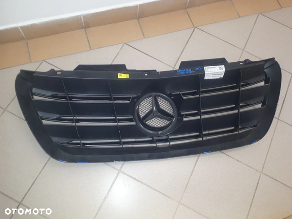 MERCEDES SPRINTER  907 910 ATRAPA  GRILL - 3