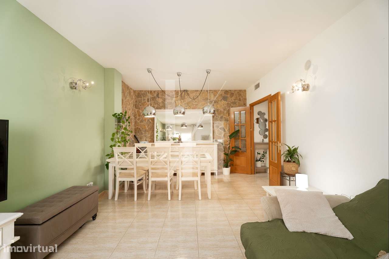 Penthouse T3 para venda – Al-Sakia Village | Quarteira-3
