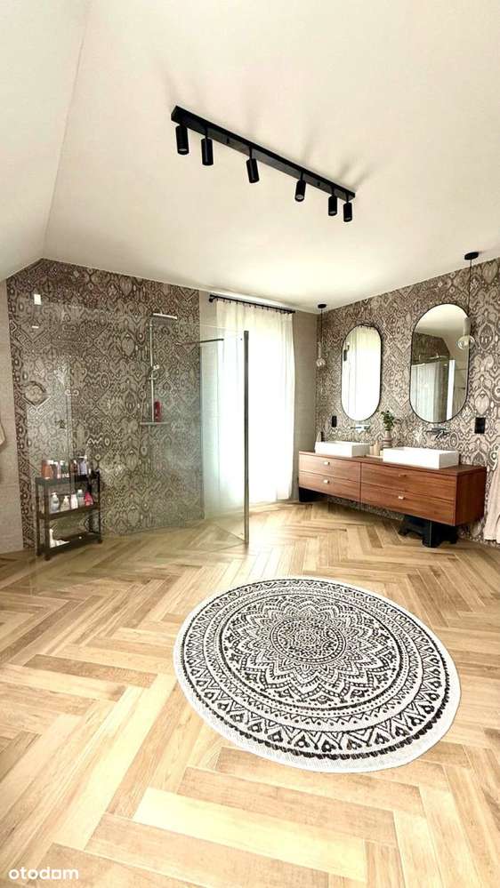 5 sypialni / nowy / wolnostojący/ 7 min do Bielan-9