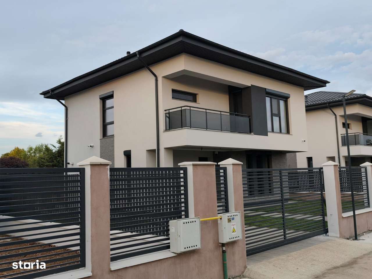 FARA COMISIOANE Vila TOP 5 camere 3 bai P+1 cu 2 placi beci la cheie-0
