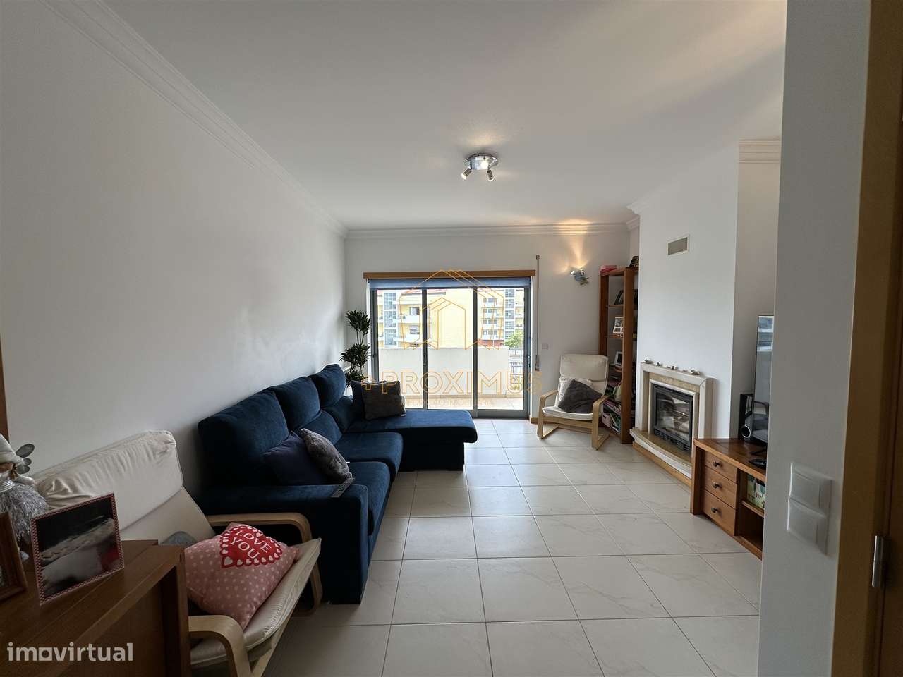 Apartamento T2 c/ garagem e arrumo - Grande imagem: 4/25