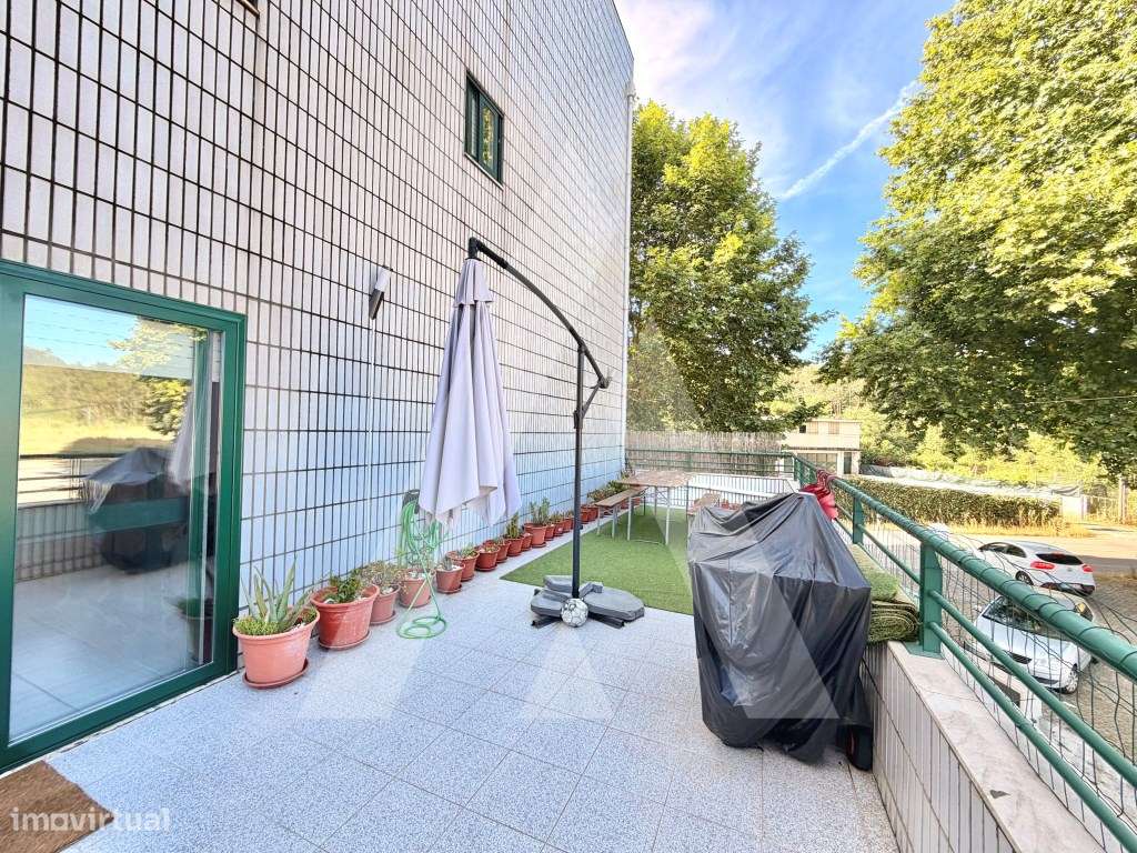 Apartamento T3 em São Roque-27
