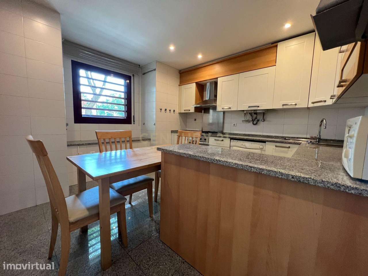 Apartamento T1+1 para Arrendamento na Rua Virgílio Correia – Lisboa - Grande imagem: 4/19