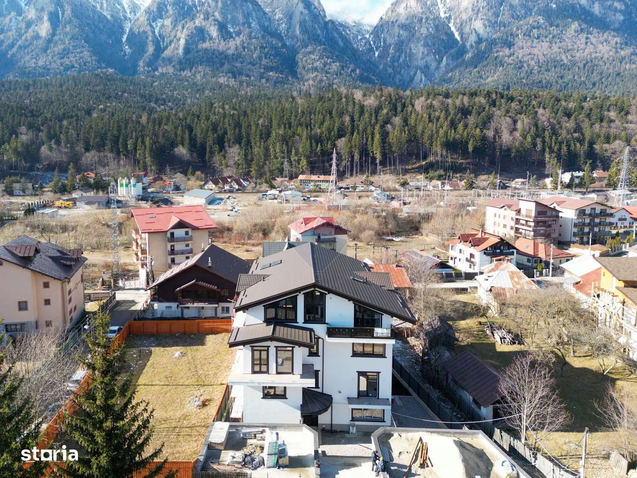 Apartament NOU cu 2 camere în Busteni | Vedere panoramica | Etajul 2 - Imagine principală: 5/12