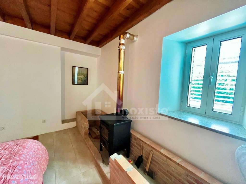 Moradia T1 pronta a habitar em Castanheira de Pera-10